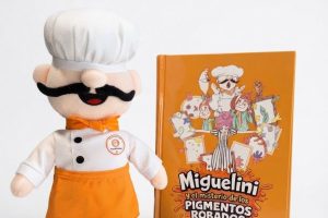 Pack de Peluche + Libro